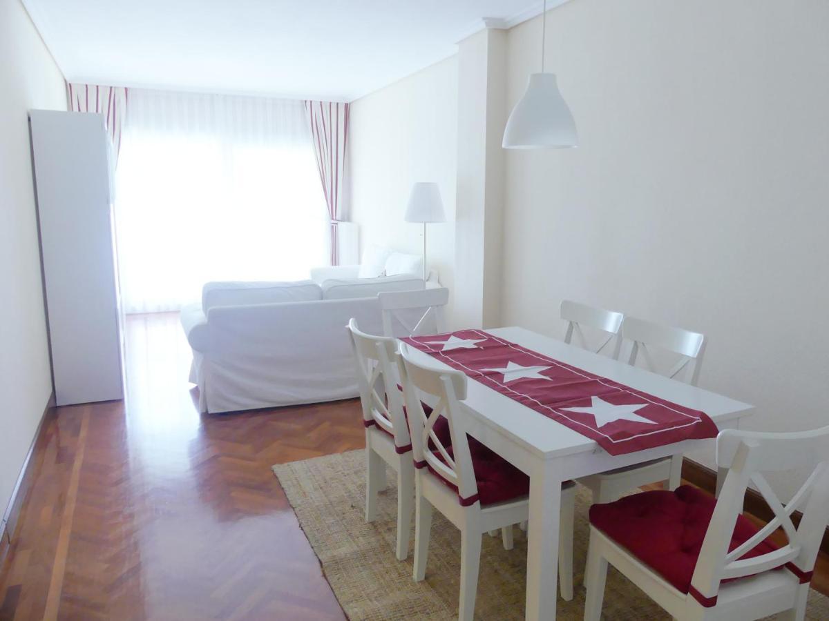 Apartamento Luminoso, Funcional Y Amplio En Zona Hospitalaria Pamplona Exterior foto